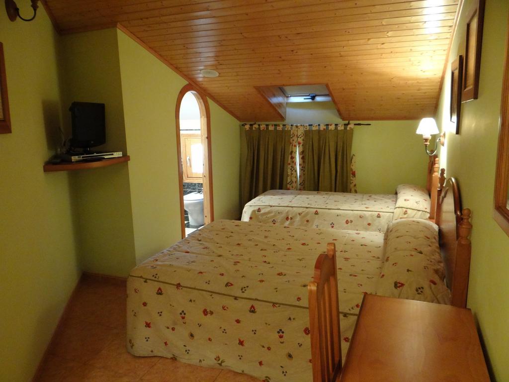 Hotel Casa Carmen Benabarre Ngoại thất bức ảnh