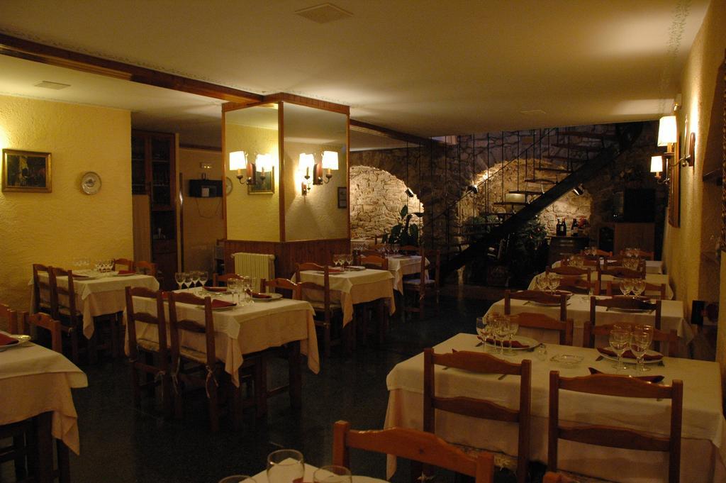 Hotel Casa Carmen Benabarre Ngoại thất bức ảnh